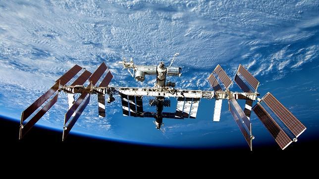 866iss-estacion-espacial-644x362