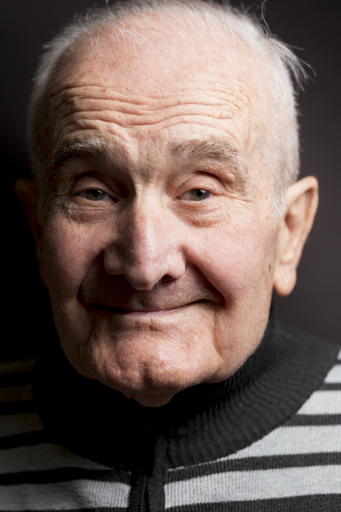 Fotografia de Cristian Sarmiento d'un usuari autoritzat del Centre d'AFA a Cornellà.