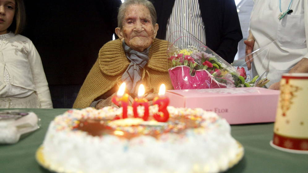 Una española que acaba de cumplir 103 años. Foto: EFE/Fermín Cabanillas