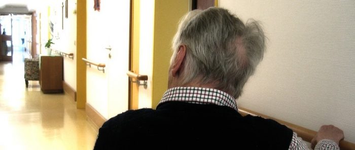 3176old-636221280-700x297